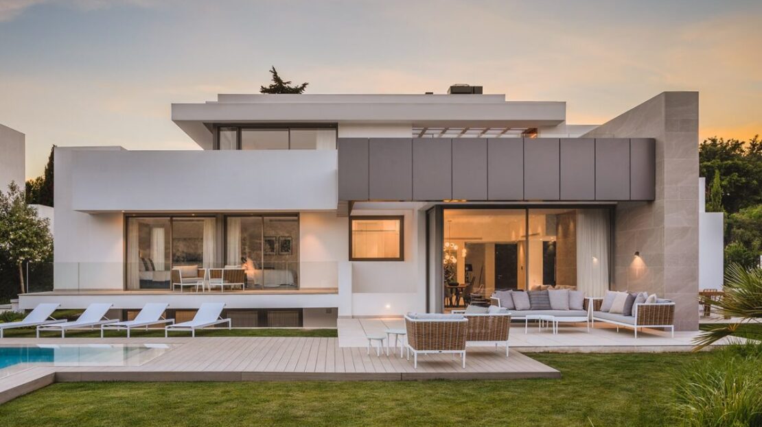 Luxury Villas in El Paraíso