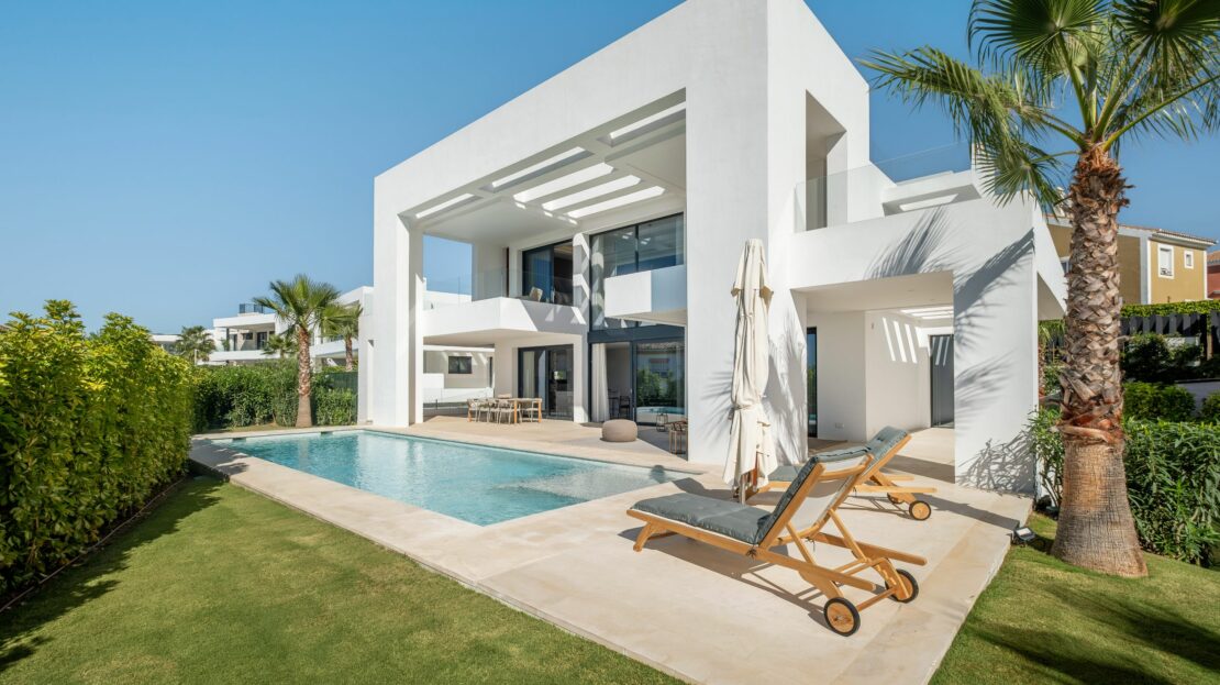 Brand New Modern Villa with Quality Finishes and Sea Views