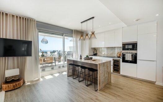 Captivating 2-bedroom penthouse with boho design in Le Mirage II, Cancelada.