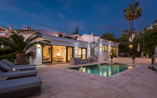 Dream family home in Nueva Andalucia with stunning golf course views and heated pool