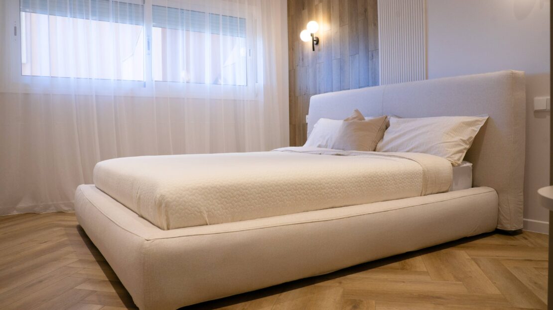 apartment-for-sale-magna-marbella-living-room.jpg